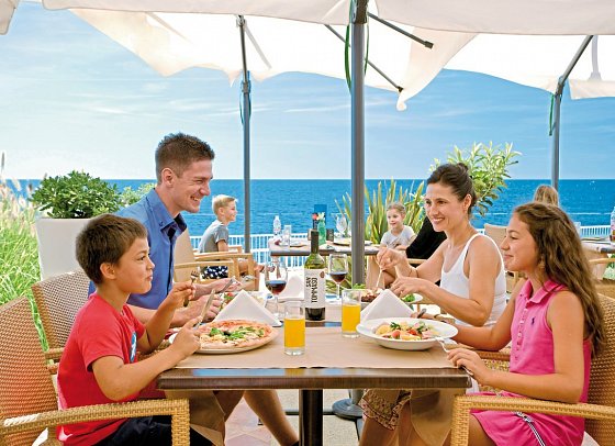 Lanterna Resort