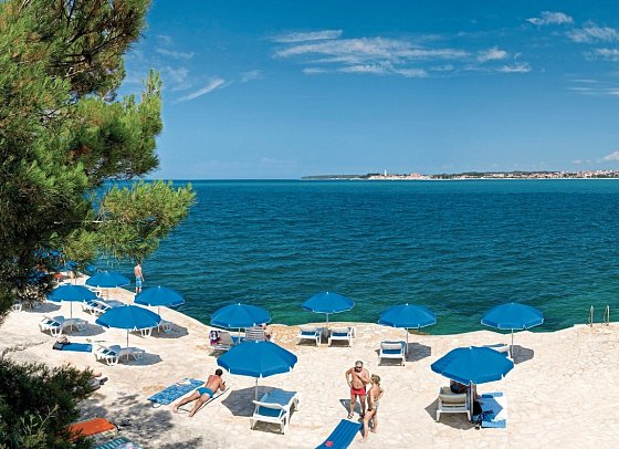 Lanterna Resort