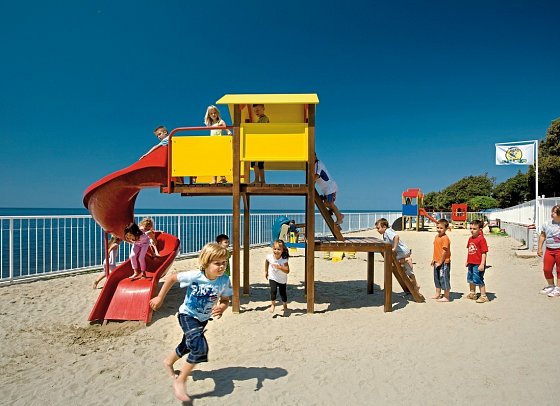 Lanterna Resort