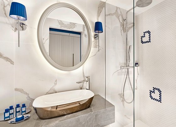Grand Hotel Brioni Pula, A Radisson Collection Hotel - Badbeispiel Doppelzimmer (Zimmercodierungen DB1 & DBC)