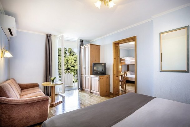 Island Hotel Katarina - Wohnbeispiel Familienzimmer Meerseite (Zimmercodierung FBC)