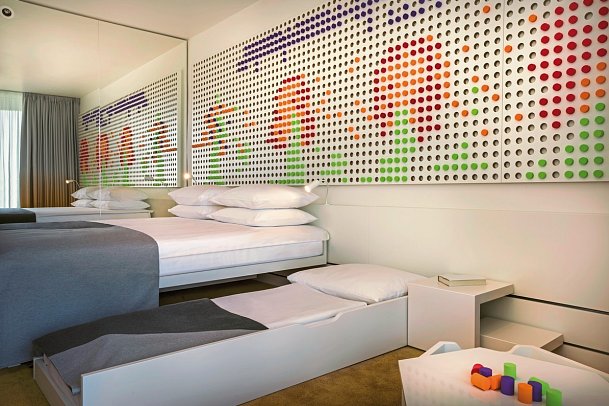 Family Hotel Amarin - Wohnbeispiel Doppelzimmer Meerseite 2+1 (Zimmercodierungen DBC & FVC)