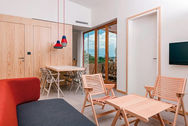 Resort Amarin Apartments - Wohnbeispiel Apt. 1 Schlafzimmer Premium (Zimmercodierungen AM1 & OM1)