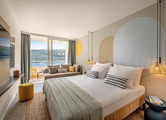 Sunny Rabac by Valamar - Wohnbeispiel Zimmer für 2 plus 1 Meerseite (Zimmercodierung TBC)