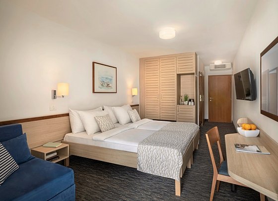 Valamar Sanfior Hotel & Casa - Wohnbeispiel Zimmer für 2 plus 1 Meerseite (Zimmercodierung TSU)