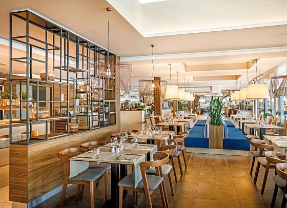 Girandella Resort Valamar Collection Maro Suites