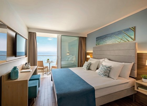Valamar Bellevue Resort - Wohnbeispiel Zimmer Superior für 2 plus 2 Meerseite (Zimmercodierung FSC)