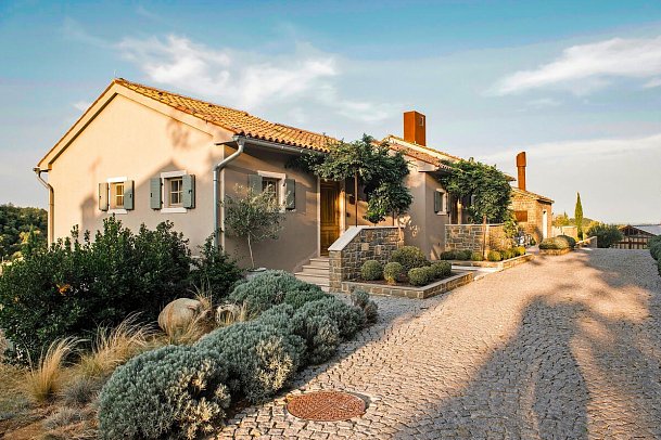 San Canzian Village & Hotel