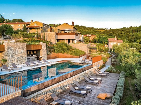 San Canzian Village & Hotel