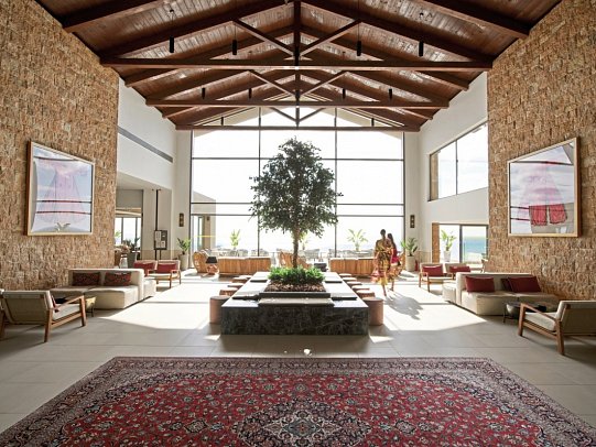 Elix, Mar-Bella Collection