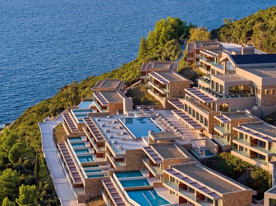 Elix, Mar-Bella Collection