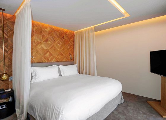 Sofitel Marrakech Lounge & Spa / Sofitel Palais Imperial - Wohnbeispiel Juniorsuite Poolblick (Lounge & Spa) (Zimmercodierung JBP)