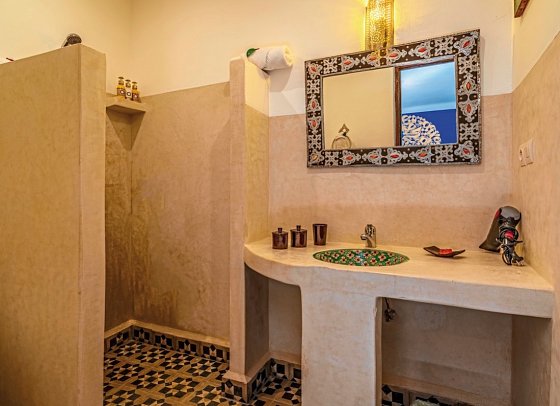 Riad Safran et Cannelle & Spa - Badezimmer Doppelzimmer (Zimmercodierungen DG1, DG2, DG3 & DG6)