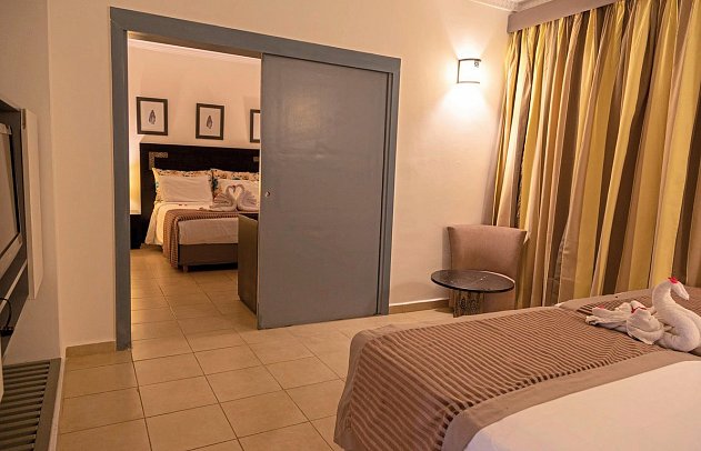 Rose Aquaparc - Wohnbeispiel Familienzimmer (Zimmercodierung FB1)