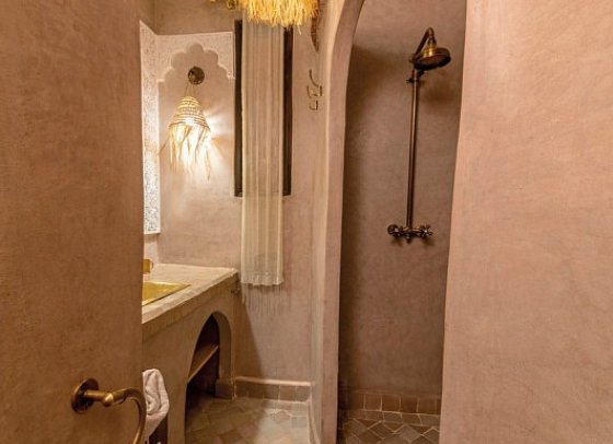 Riad 7 Saints - Wohnbeispiel Bad Superior (Zimmercodierung DS1)