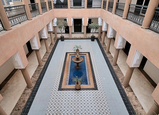 El Olivar Palace