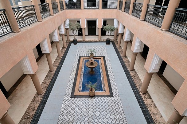 El Olivar Palace