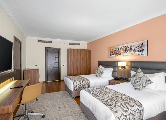 Savoy Le Grand Hotel by Pickalbatros - Wohnbeispiel Suite 2 Schlafzimmer Poolblick (Zimmercodierung WO2)