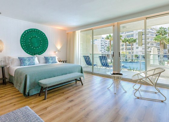 Blaumar Hotel - Wohnbeispiel Suite Poolblick (Zimmercodierung WBP)