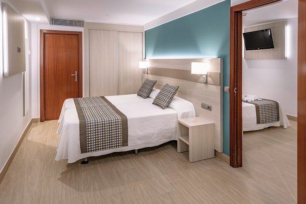 4R Miramar Calafell - Wohnbeispiel Familienzimmer (Zimmercodierung FB1)