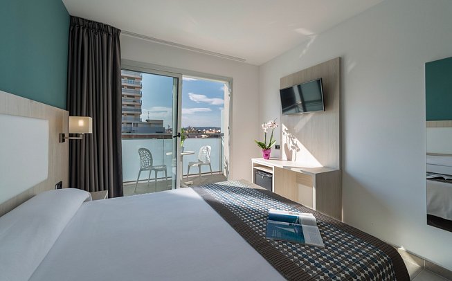 4R Miramar Calafell - Wohnbeispiel Doppelzimmer (Zimmercodierungen DB1 & DP1)