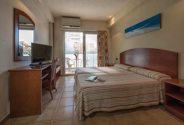 4R Miramar Calafell - Wohnbeispiel Doppelzimmer (Zimmercodierungen DB1 & DP1)