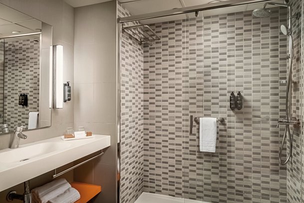 Estival Centurión - Badbeispiel Juniorsuite Poolblick oder Meerblick (Zimmercodierung JBP)