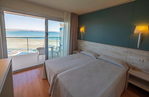 Golden Donaire Beach - Wohnbeispiel Familienzimmer (Zimmercodierung FB1)