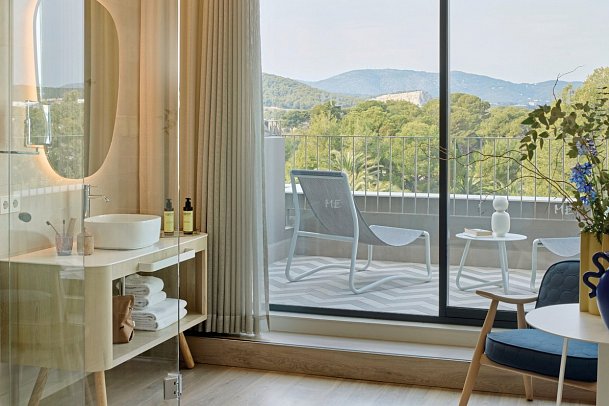 ME Sitges Terramar - Wohnbeispiel Doppelzimmer Always ME Gartenblick (Zimmercodierung D1G)