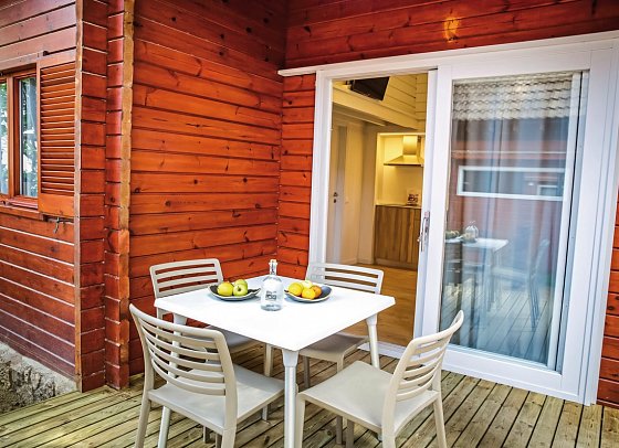 Camping La Llosa - Terrassenbsp. Bungalow Xaloc Duplex (Zimmercodierung BB2)