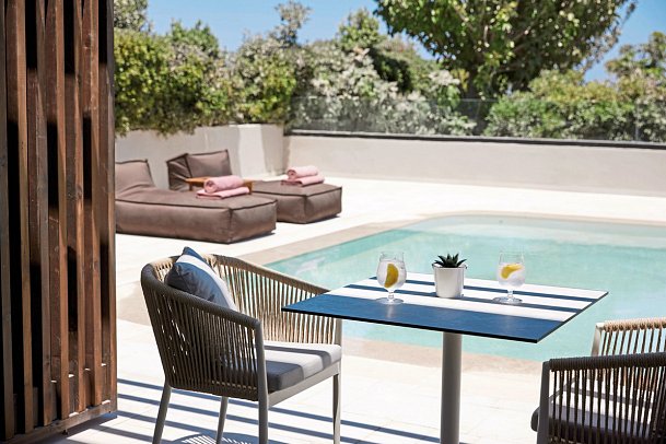 Elissa Lifestyle Beach Resort - Wohnbeispiel Juniorsuite Poolblick Gemeinschaftspool (Zimmercodierung J1P)