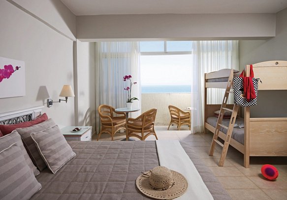 Atlantica Princess - Wohnbeispiel Familienzimmer Meerblick (Zimmercodierung FBM)