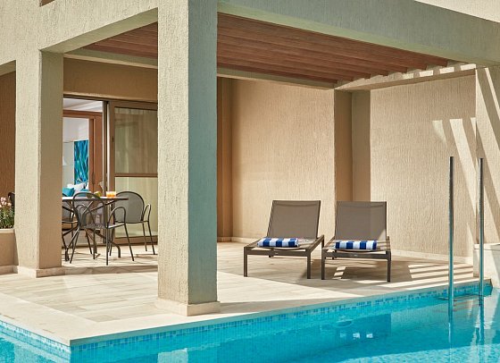 Atlantica Aegean Blue - Wohnbeispiel Familienzimmer Premium Swim-Up (Zimmercodierung FMQ)