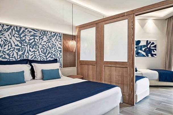 Atlantica Aegean Blue - Familienzimmer Swim-Up (Zimmercodierung FBQ)