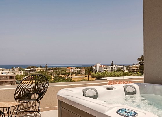 Cook's Club Ialysos Rhodes - Wohnbeispiel Suite mit Dachveranda und Jacuzzi (Zimmercodierung WB2)