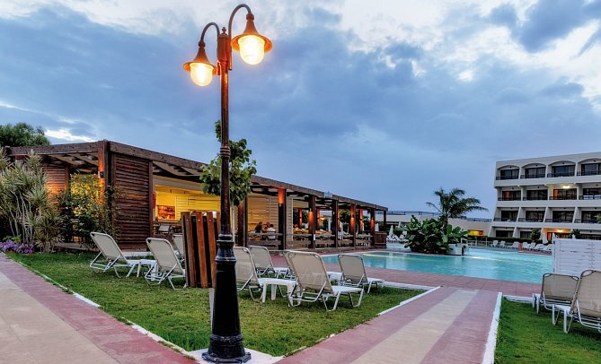 Sol by Meliá Cosmopolitan Rhodes