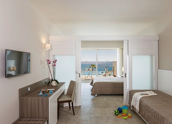 Rodos Princess Beach Resort & Spa - Wohnbeispiel Familienzimmer Swim-Up (Zimmercodierung FBQ)