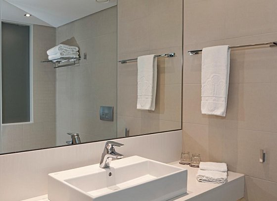 Princess Andriana Resort & Spa - Badbeispiel (Zimmercodierungen DD1, DDP & DDN)