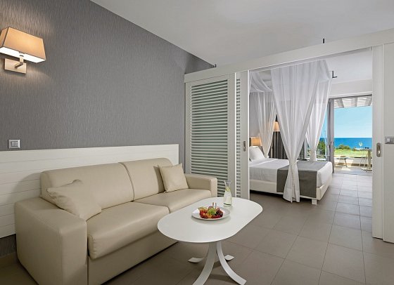 Princess Andriana Resort & Spa - Wohnbeispiel Juniorsuite Meerblick (Zimmercodierung J1M)