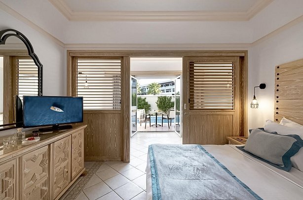 Mitsis Rodos Village - Wohnbeispiel Familienzimmer Gartenblick (Zimmercodierung FBG)