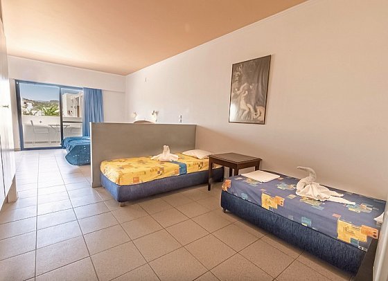 Danae - Wohnbeispiel Familienzimmer (Zimmercodierung FB1)