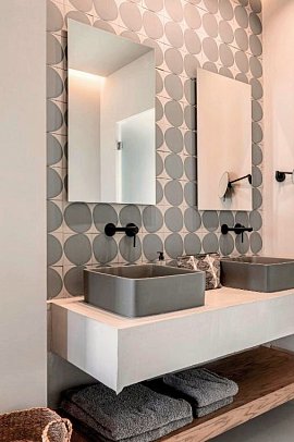 More Meni City Beach Rhodes - Beispiel Bad Suite Meerblick (Zimmercodierung WBM)