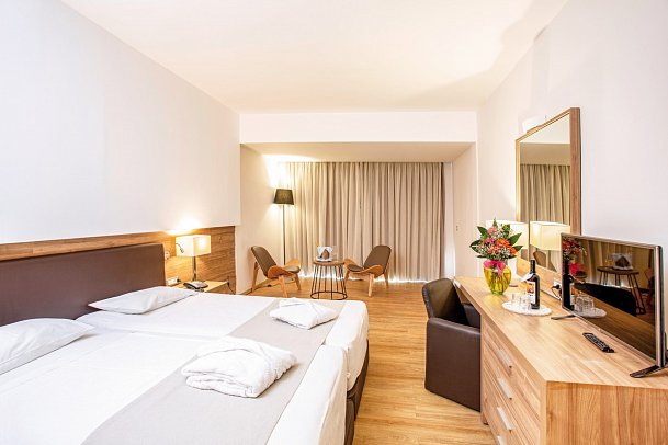 Calypso Palace - Wohnbeispiel Juniorsuite Meerblick (Zimmercodierung JBM)