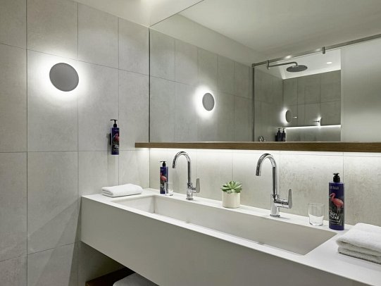 Lindos Princess Beach Resort & Spa - Badbeispiel (Zimmercodierungen DBU, DC1, DB2, DBM, DBO, FB1, FBO, FS1, FSO, WI1 & WBM)