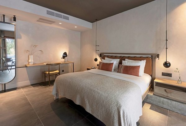 Aulus Lindos Rhodes, Curio Collection by Hilton - Wohnbeispiel Bungalow Garden View Tropical Suite (Zimmercodierung B1G)