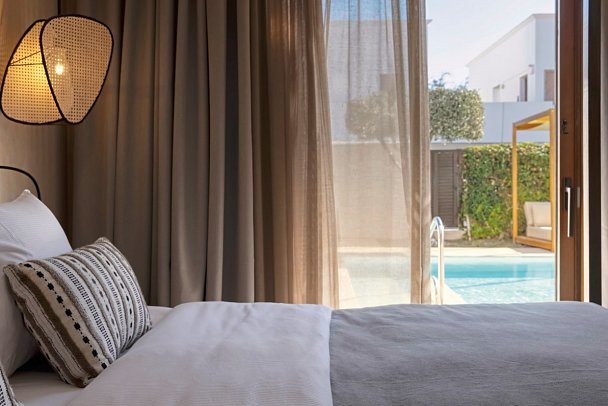 Aulus Lindos Rhodes, Curio Collection by Hilton - Wohnbeispiel Tropical Bungalow Suite mit Privatpool (Zimmercodierung BBR)