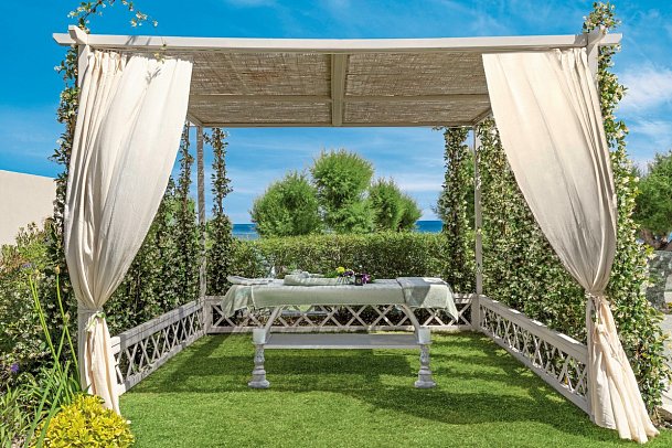 Amada Colossos Resort