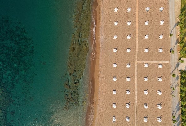 Amada Colossos Resort