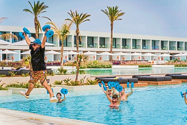 Gennadi Grand Resort