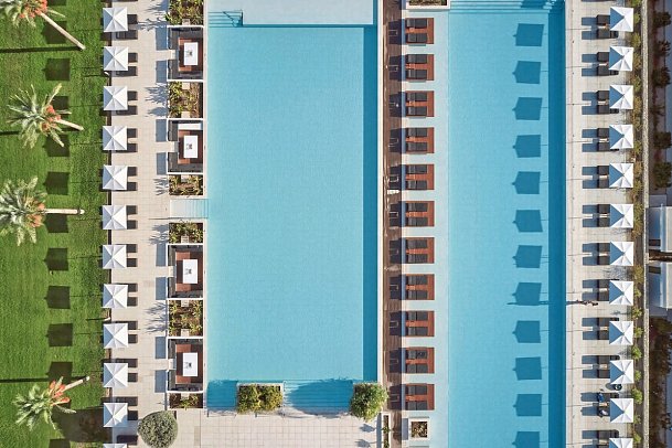 Gennadi Grand Resort